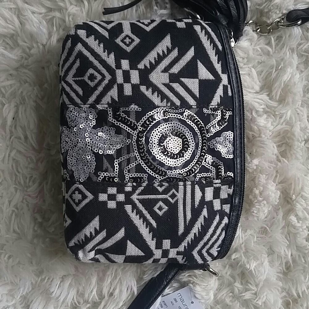 Geometric pattern purse - Picture 2 of 4